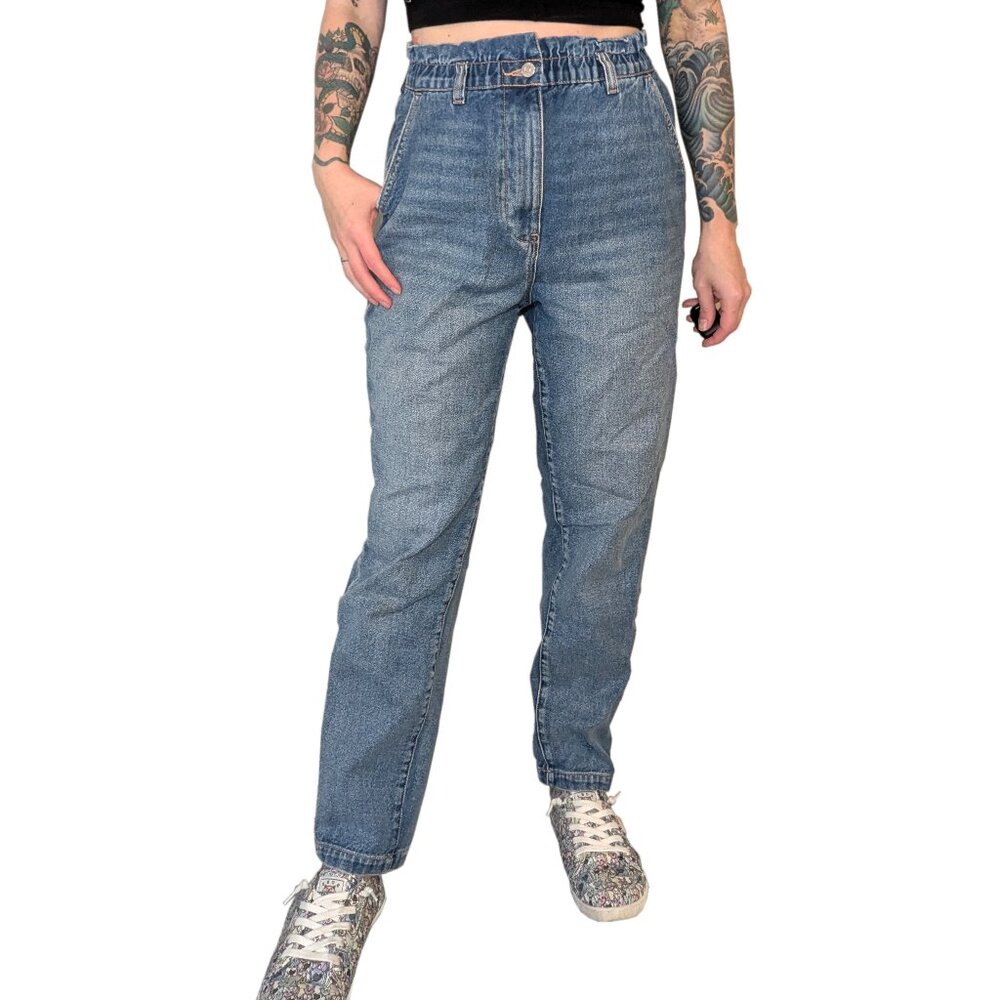 BDG Urban Outfitters Pull-on Mom High-Waisted Jeans Medium Wash | 28 in/ US 6
